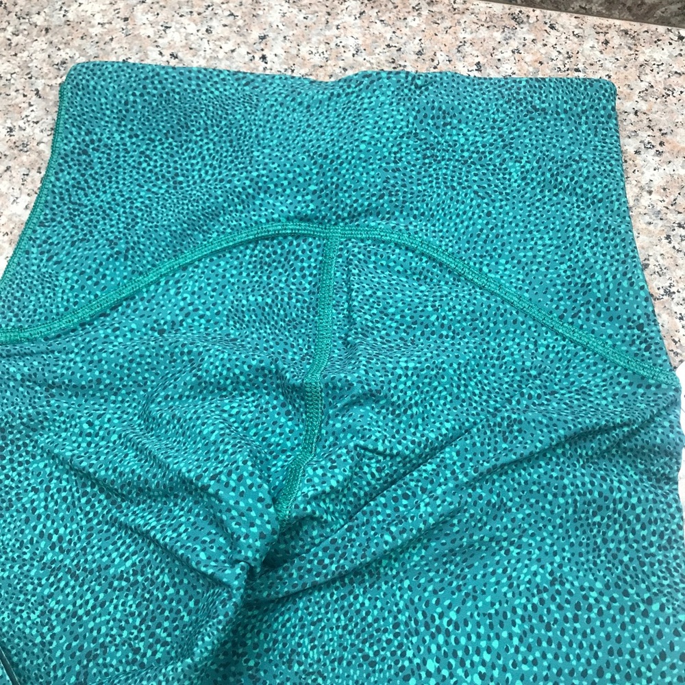 Spanx Bootie Boost Collection - Picture 3 of 4